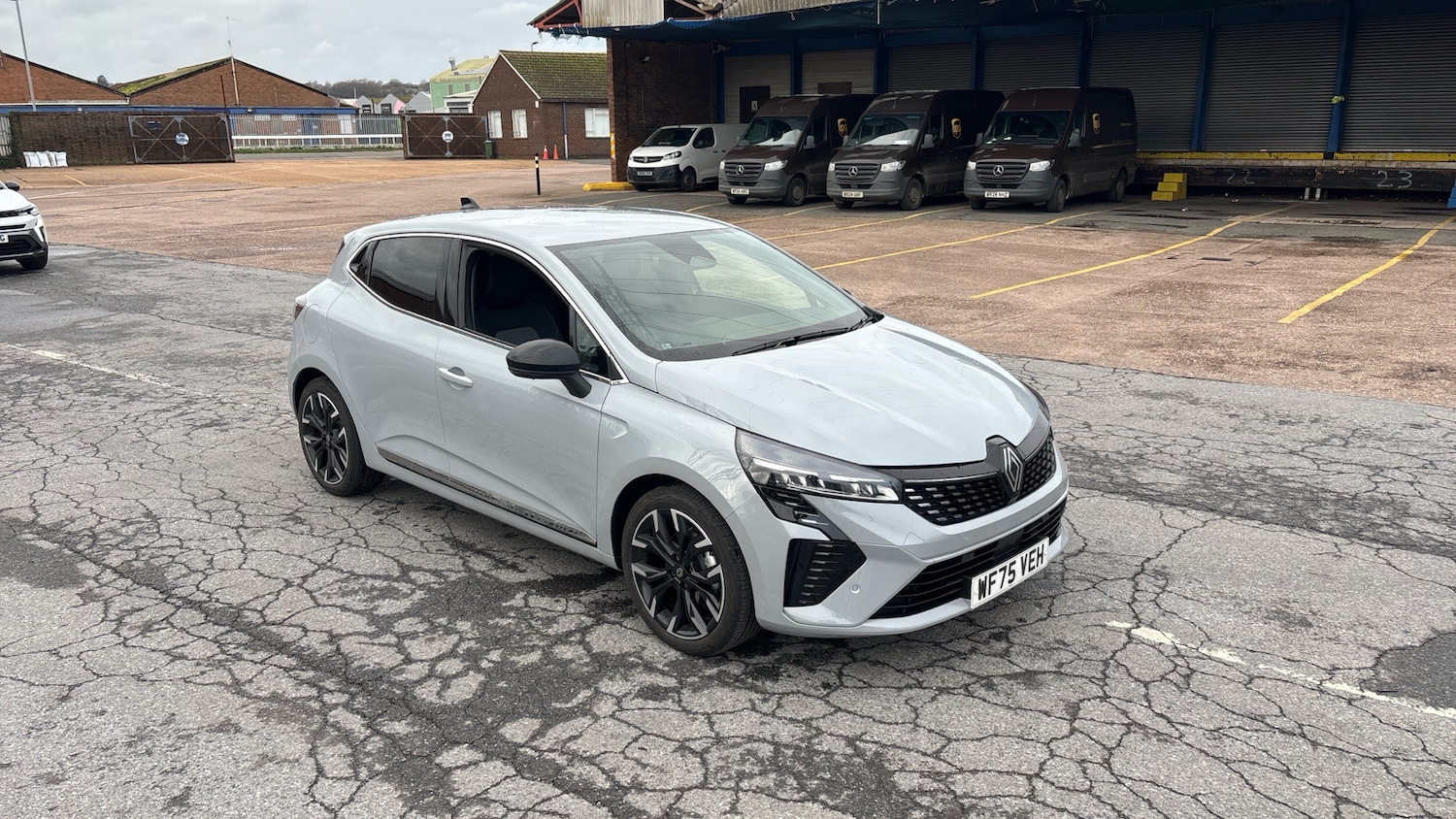 Used Renault Clio 2025 for sale - 76921190: Photo 21