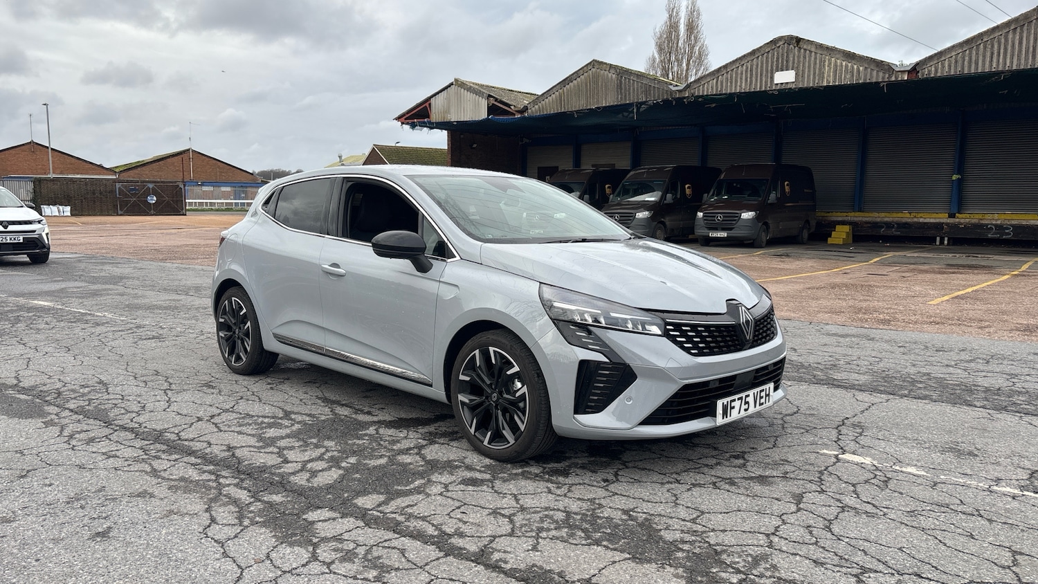 Used Renault Clio 2025 for sale - 76921190: Photo 22