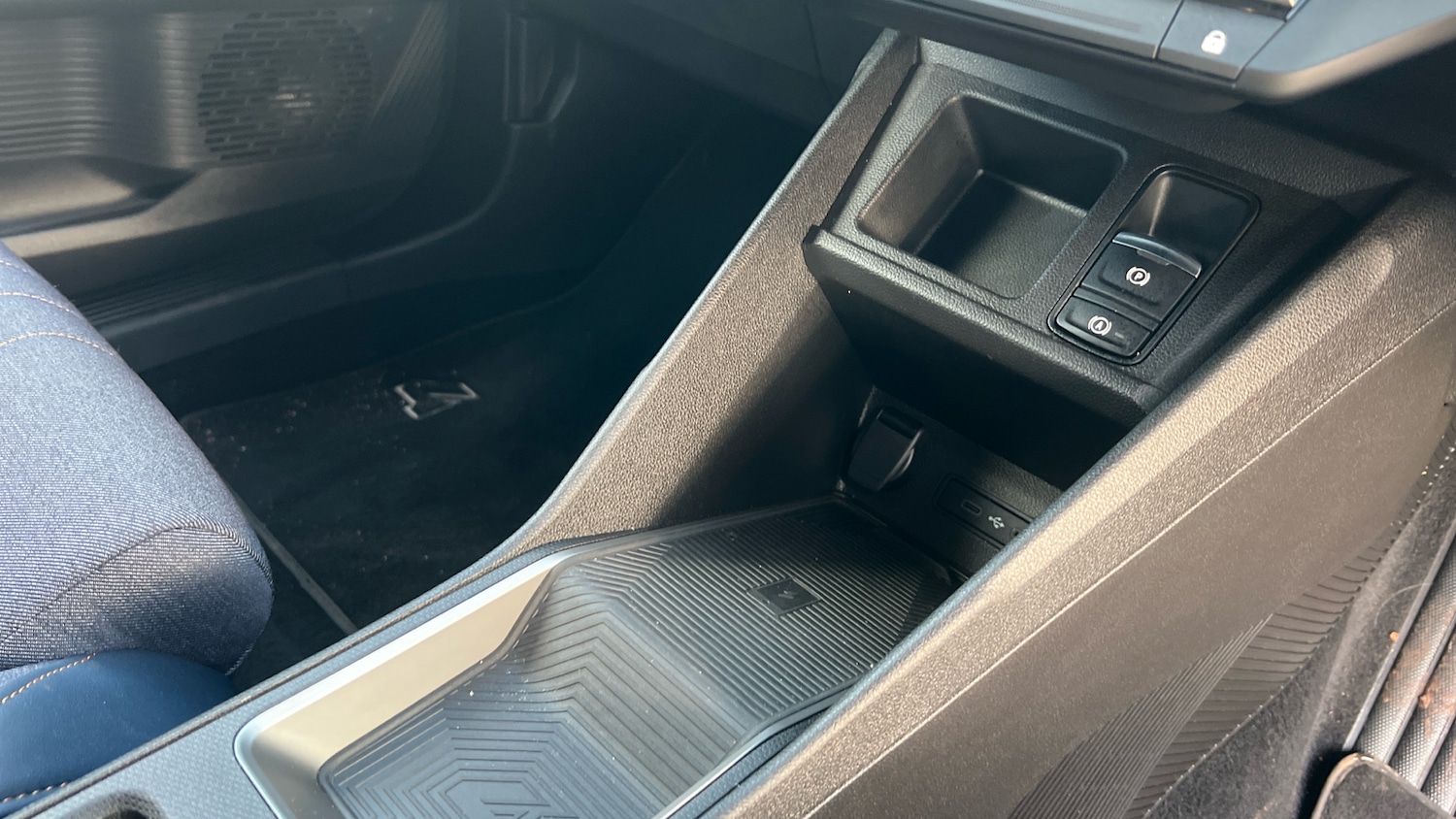 Used Renault 4 2025 for sale - 76881453: Photo 13