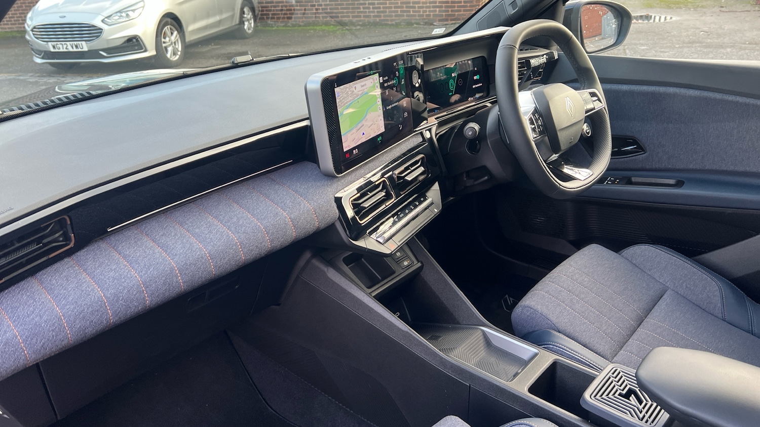 Used Renault 4 2025 for sale - 76881453: Photo 9