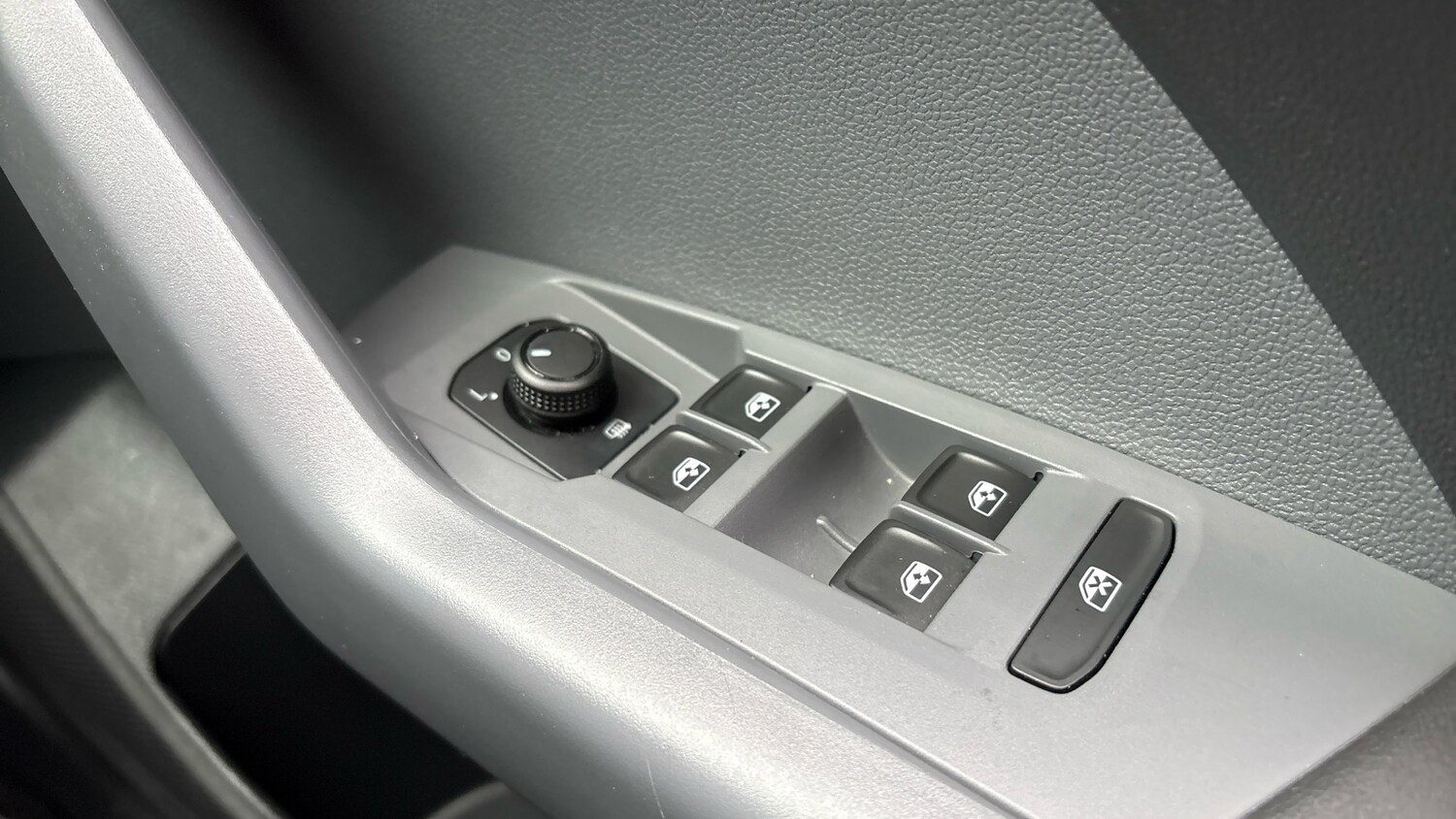 Used Volkswagen T-Cross 2021 for sale - 76232235: Photo 31
