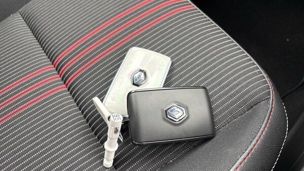 Used Renault Captur 2022 for sale - 76193028: Photo 20