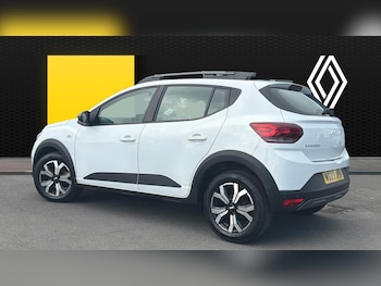 Used Dacia Sandero Stepway 2023 for sale - 79043126: Photo