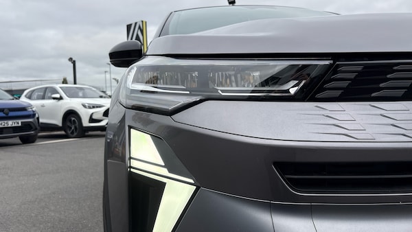 Used Renault Other 2025 for sale - 76299227: Photo 24