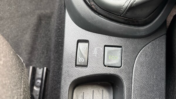 Used Renault Captur 2016 for sale - 76028033: Photo 27