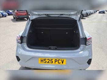 Used Renault Clio 2025 for sale - 78748466: Photo