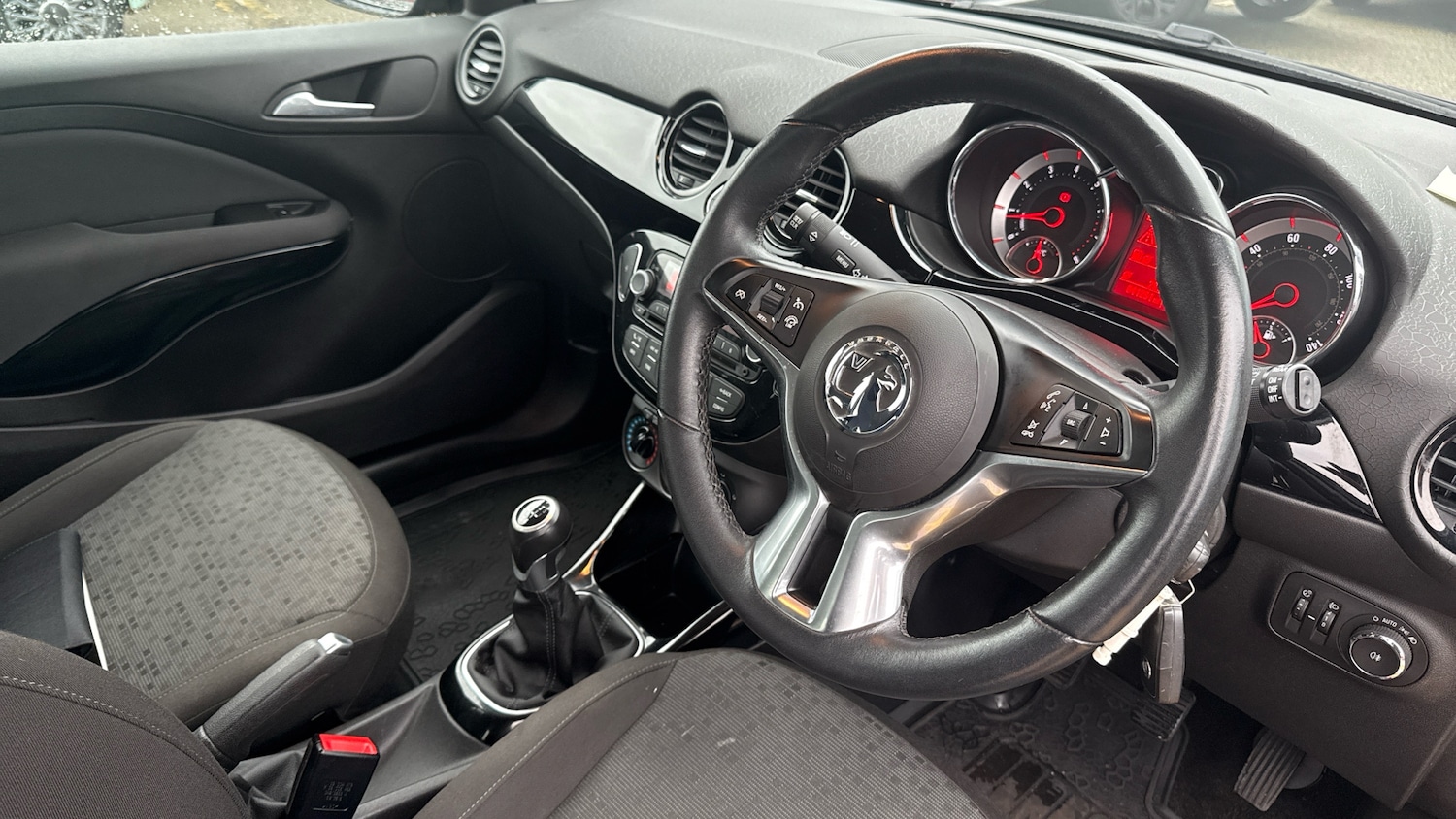 Used Vauxhall ADAM 2015 for sale - 77450253: Photo 11