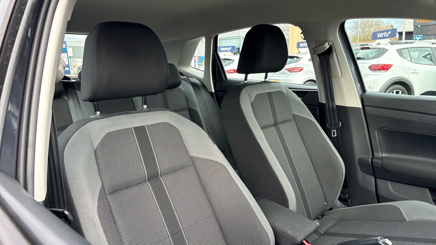 Used Volkswagen Polo 2021 for sale - 76545183: Photo 42