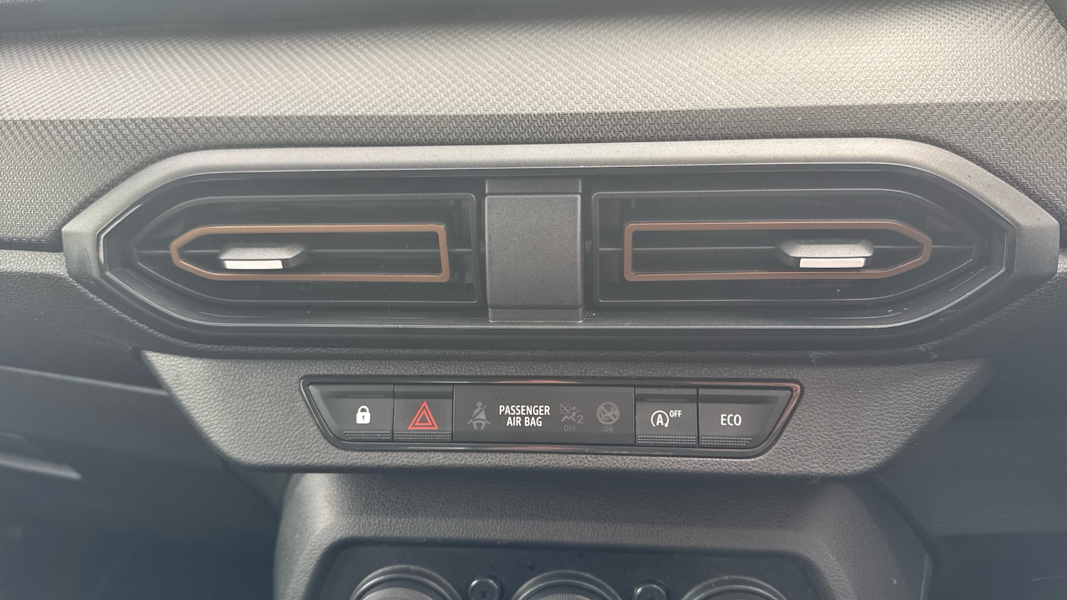 Used Dacia Sandero Stepway 2024 for sale - 77931589: Photo 29