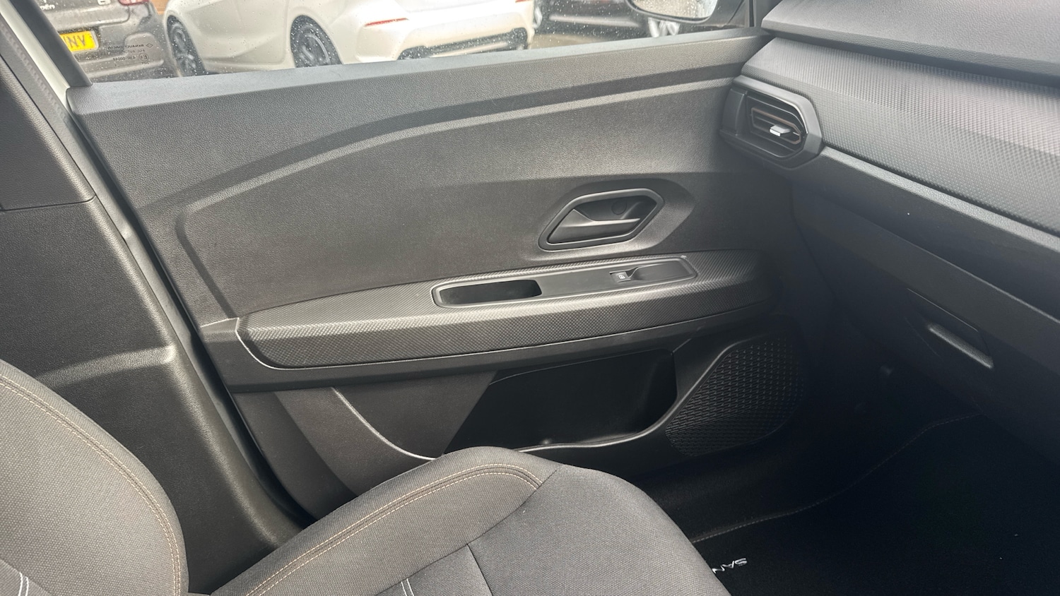 Used Dacia Sandero Stepway 2024 for sale - 77931589: Photo 34