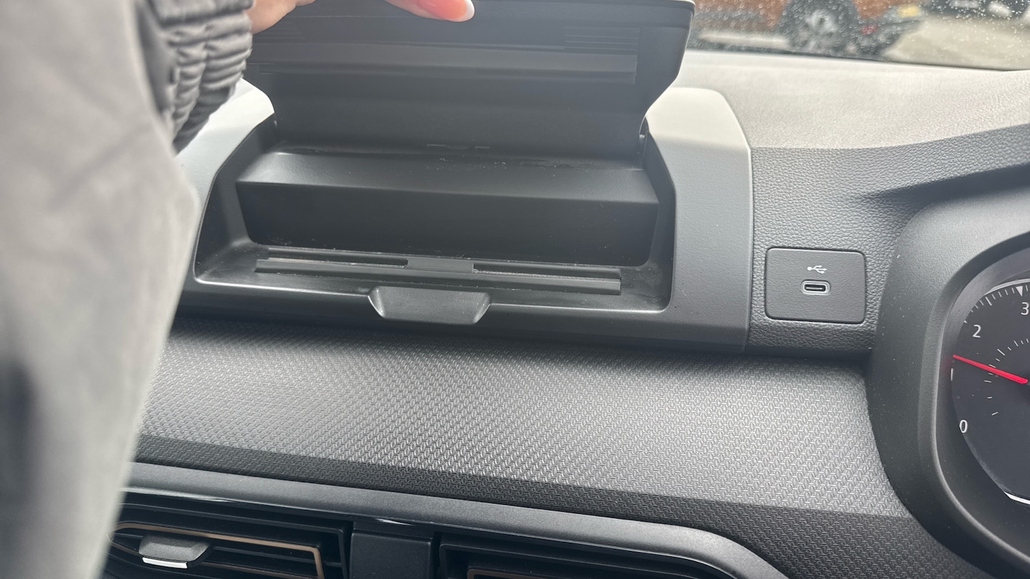 Used Dacia Sandero Stepway 2024 for sale - 77931589: Photo 39