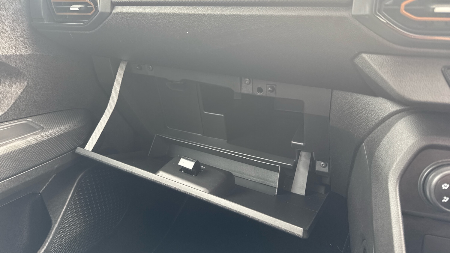 Used Dacia Sandero Stepway 2024 for sale - 77931589: Photo 40