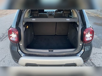 Used Dacia Duster 2019 for sale - 76904857: Photo