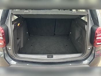 Used Dacia Duster 2023 for sale - 78223224: Photo