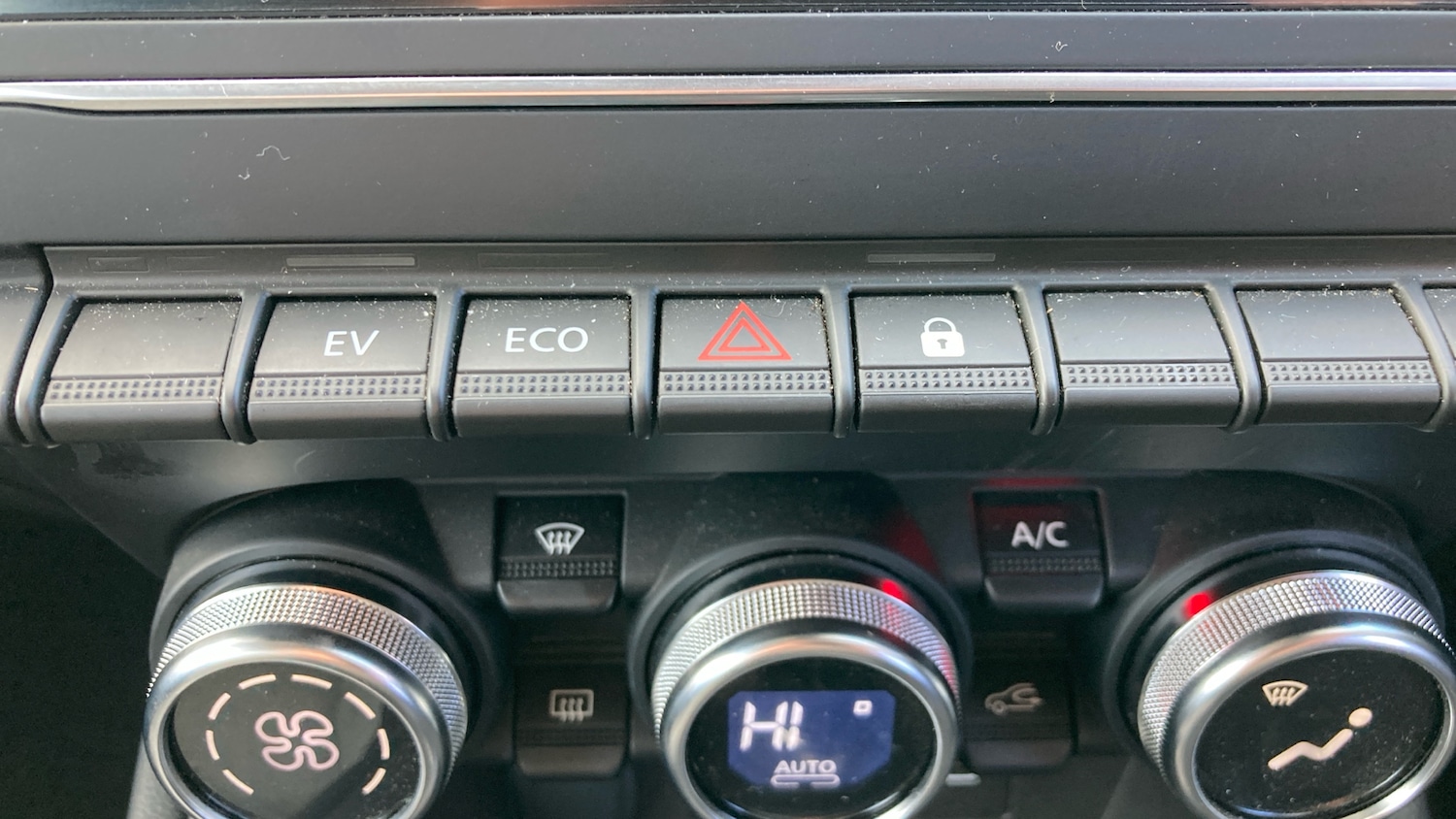 Used Renault Clio 2025 for sale - 77207342: Photo 25