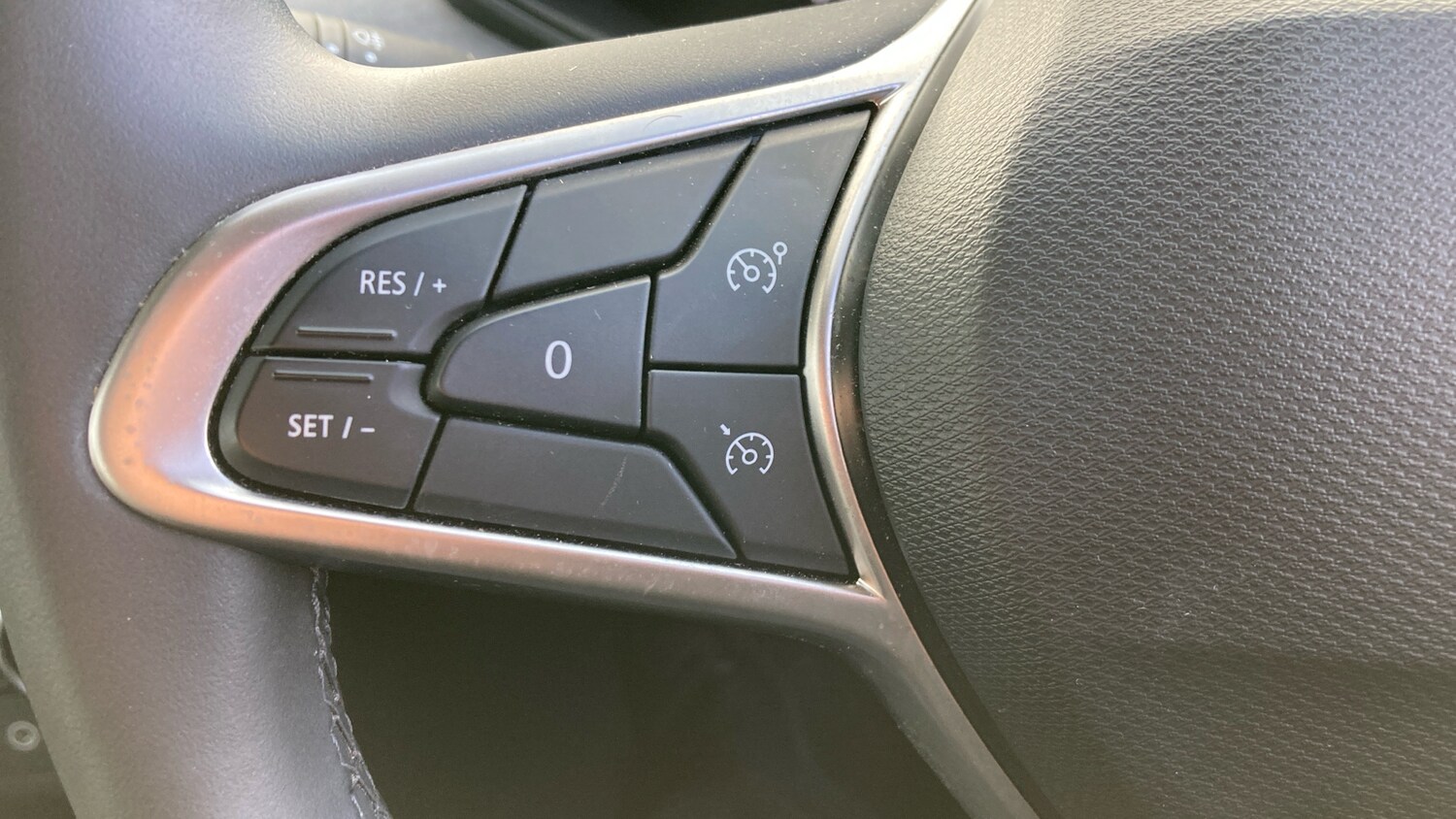 Used Renault Clio 2025 for sale - 77207342: Photo 27