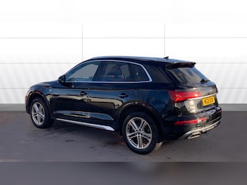 Used Audi Q5 2021 for sale - 76951001: Photo