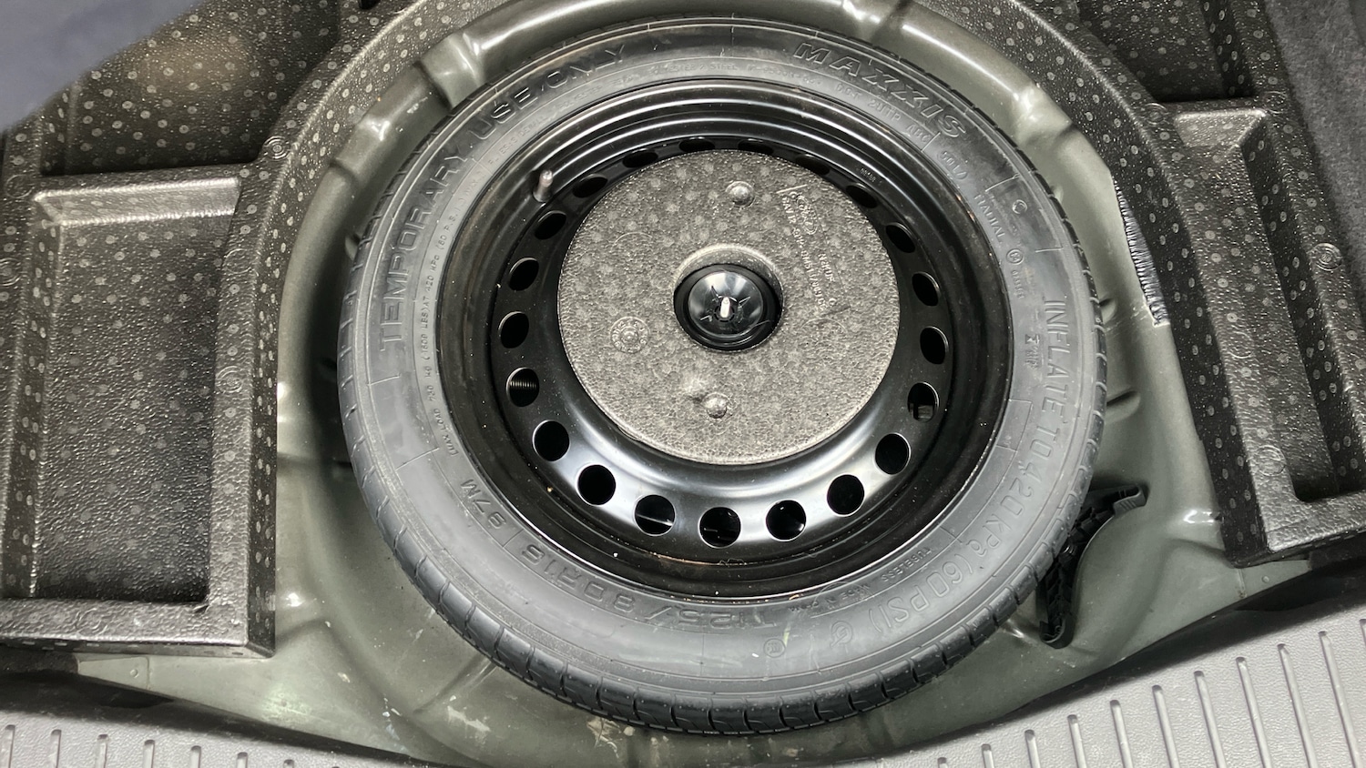 Used Ford C-Max 2018 for sale - 76639579: Photo 32