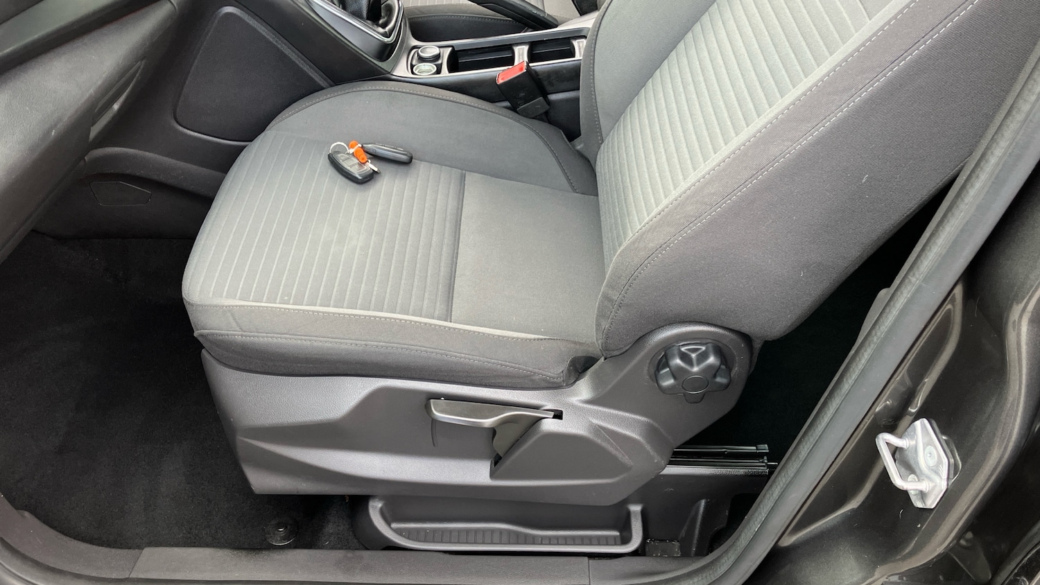 Used Ford C-Max 2018 for sale - 76639579: Photo 37