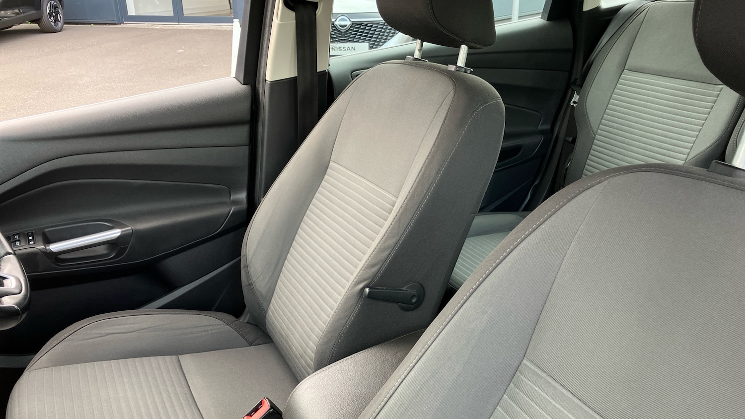 Used Ford C-Max 2018 for sale - 76639579: Photo 40