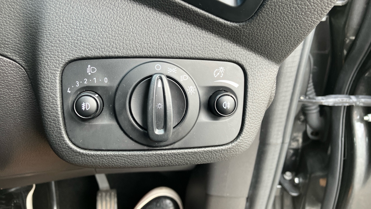 Used Ford C-Max 2018 for sale - 76639579: Photo 55