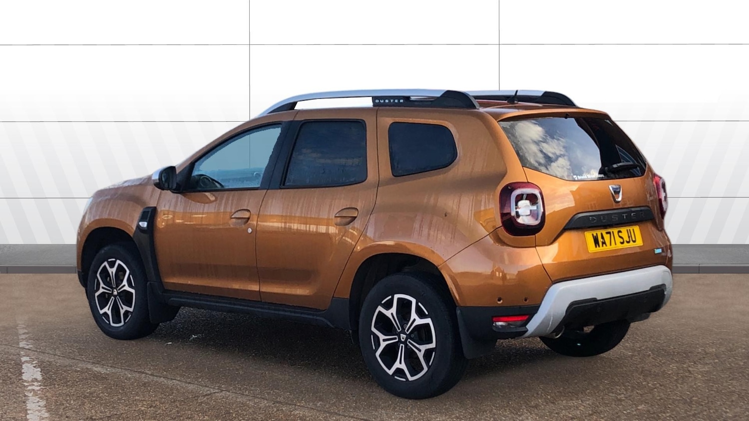 Used Dacia Duster 2021 for sale - 76791757: Photo 2