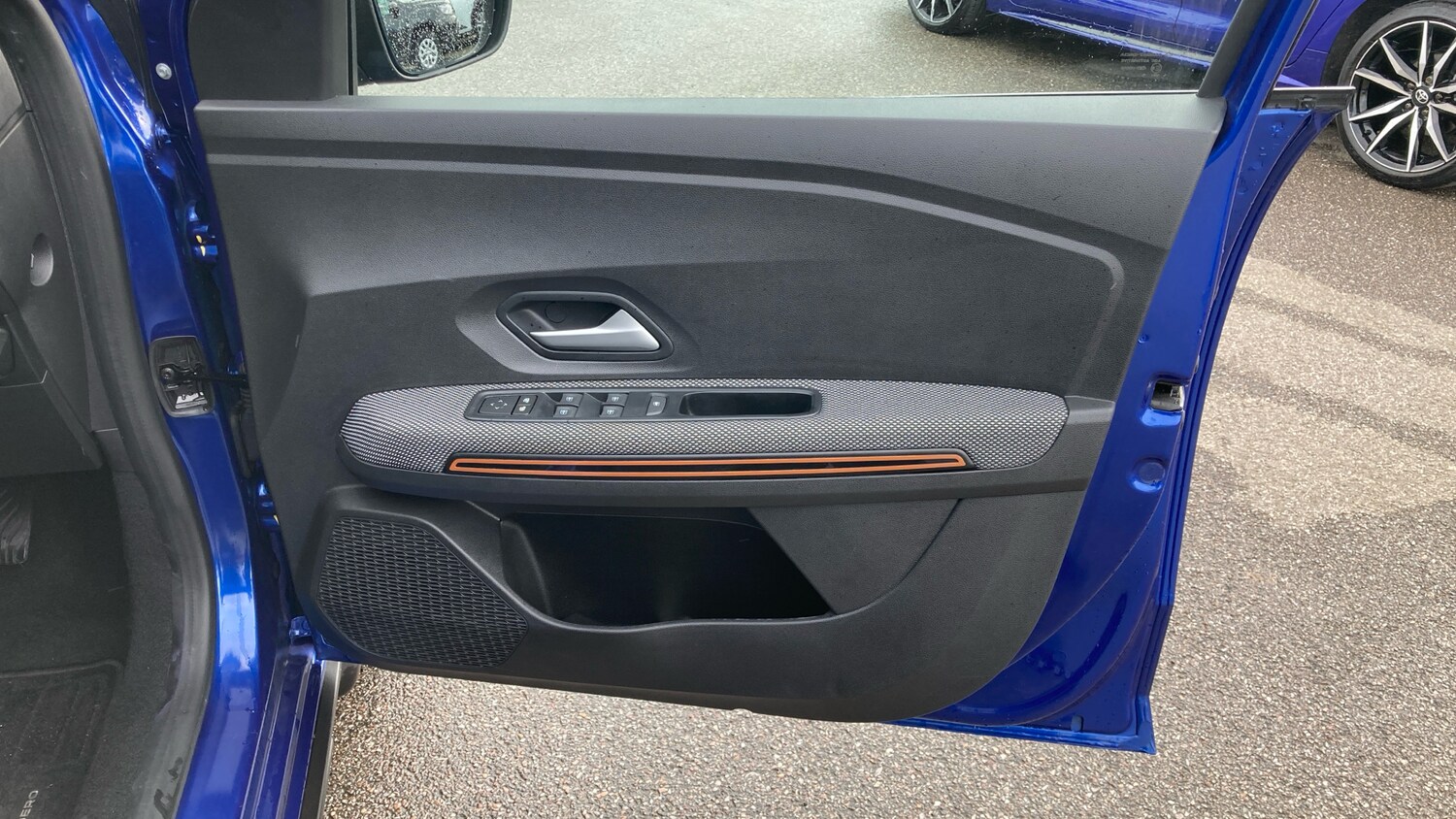 Used Dacia Sandero Stepway 2023 for sale - 77452977: Photo 35