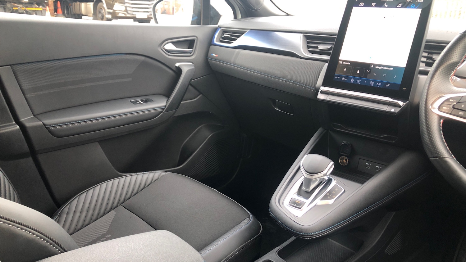 Used Renault Other 2024 for sale - 77653555: Photo 14