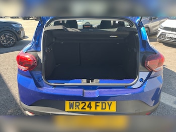 Used Dacia Sandero Stepway 2024 for sale - 78716616: Photo