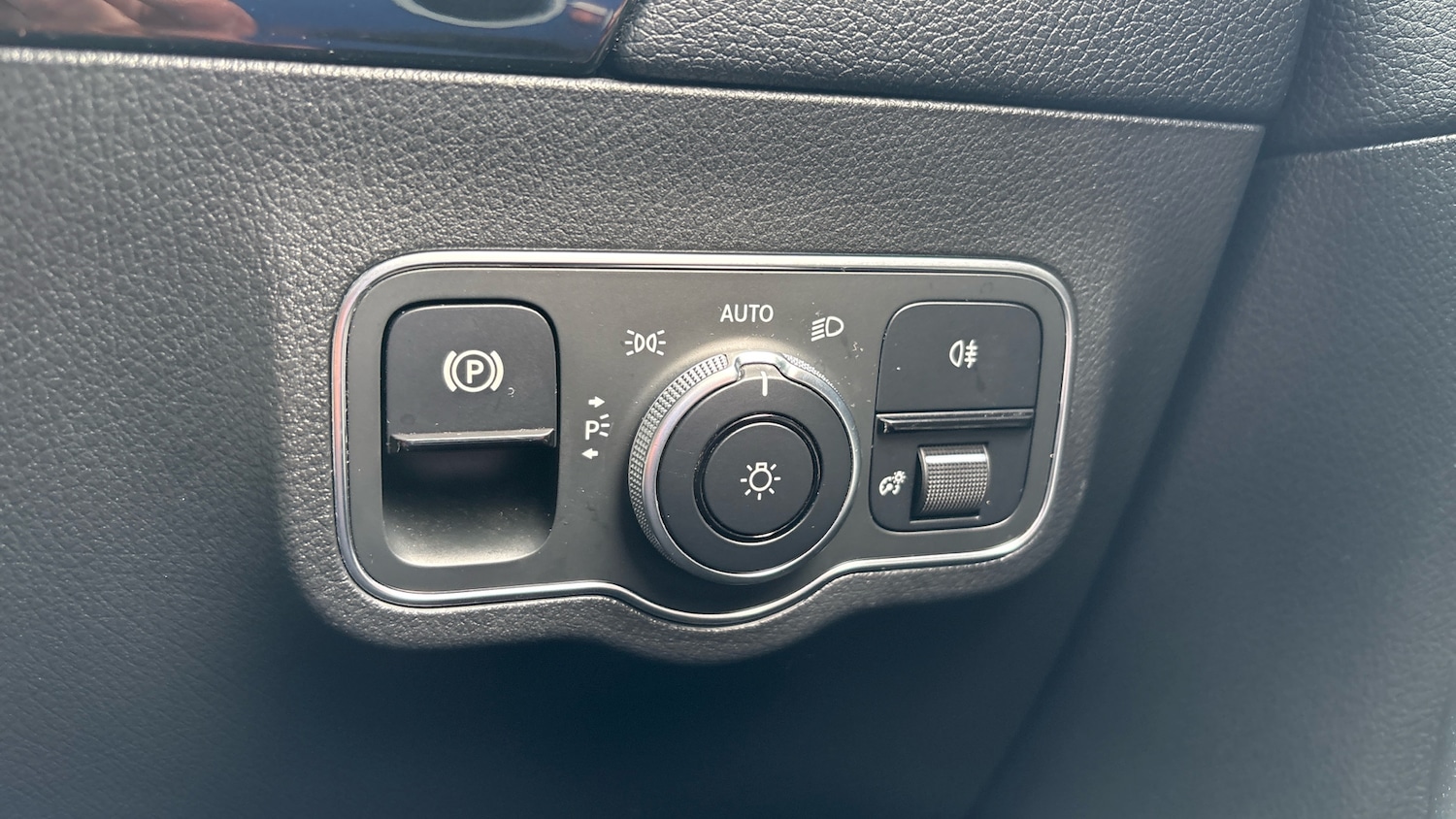 Used Mercedes-Benz B Class 2019 for sale - 78078765: Photo 35