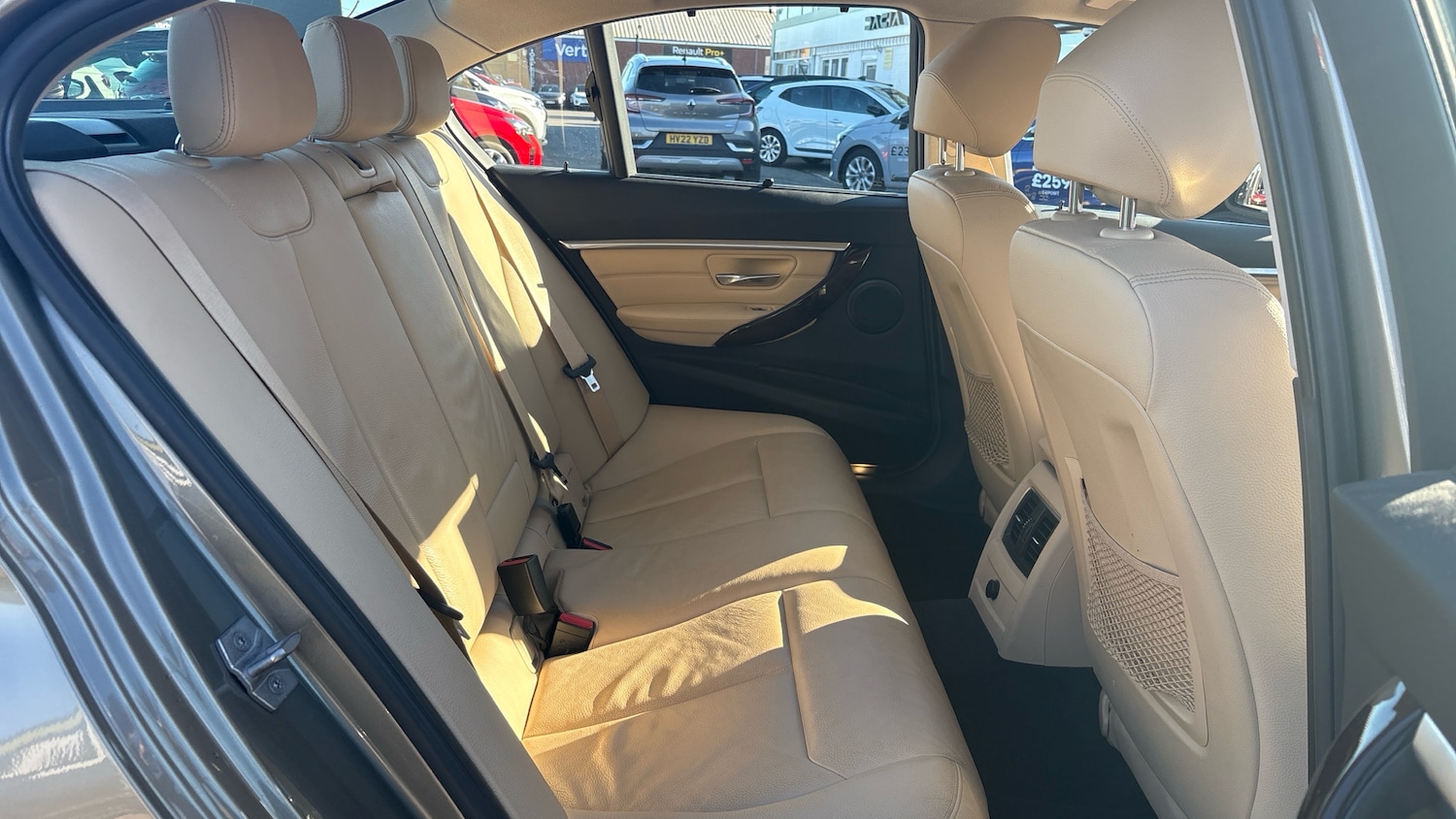 Used BMW 3 Series 2017 for sale - 77946035: Photo 16