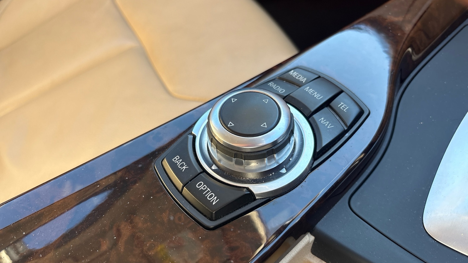 Used BMW 3 Series 2017 for sale - 77946035: Photo 32