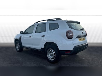 Used Dacia Duster 2022 for sale - 76332680: Photo