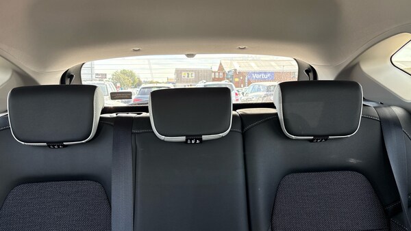 Used Renault Captur 2022 for sale - 76184250: Photo 15