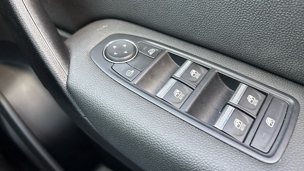 Used Renault Captur 2022 for sale - 76184250: Photo 25