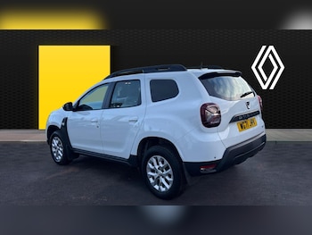 Used Dacia Duster 2021 for sale - 76957361: Photo