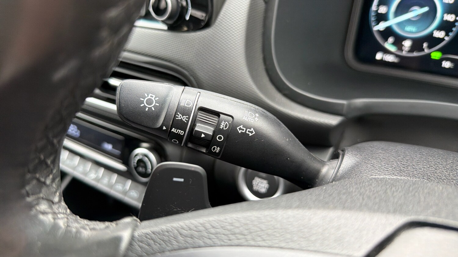 Used Hyundai KONA 2023 for sale - 77901421: Photo 31