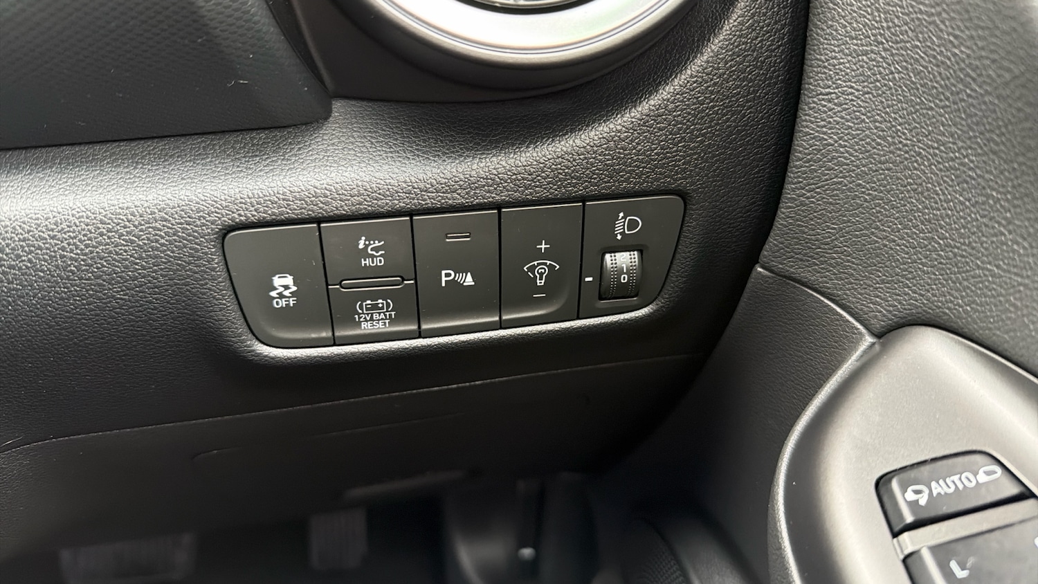 Used Hyundai KONA 2023 for sale - 77901421: Photo 33