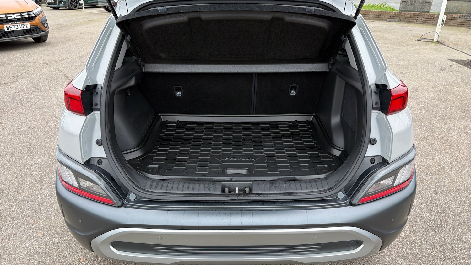 Used Hyundai KONA 2023 for sale - 77901421: Photo 4