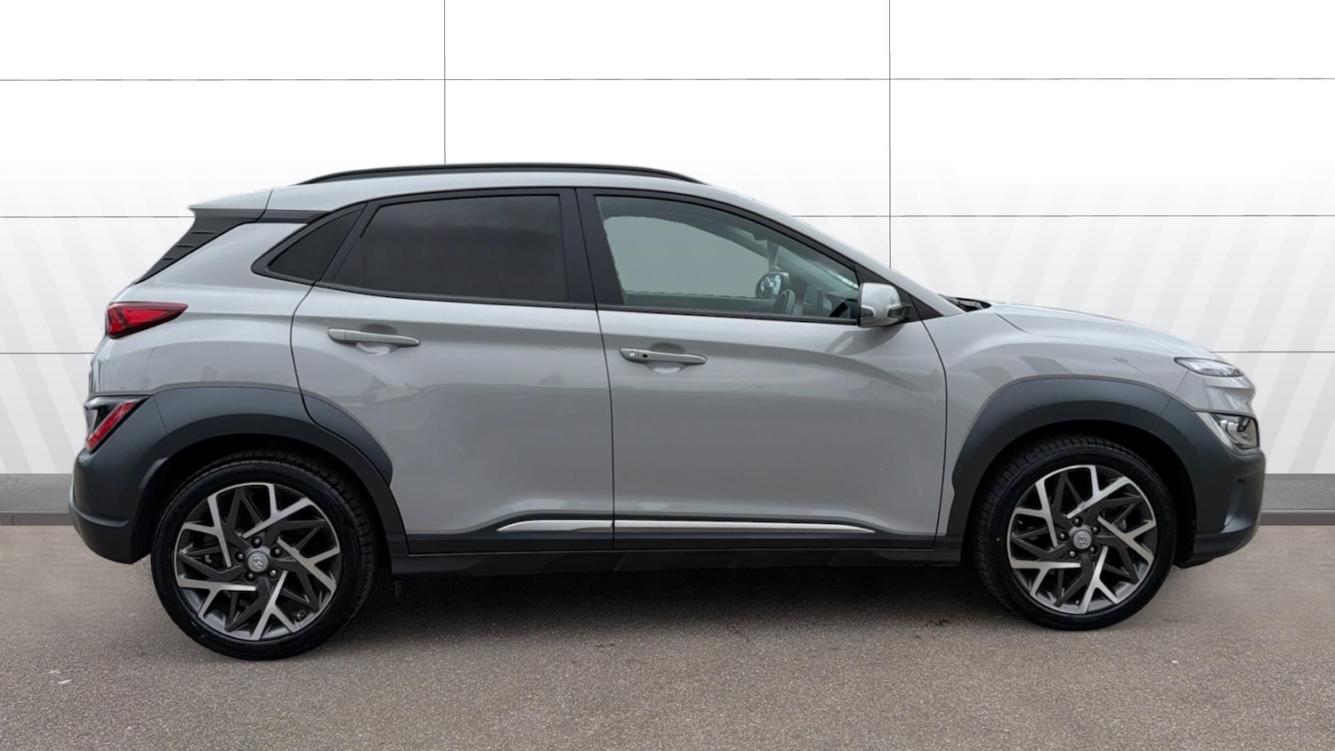 Used Hyundai KONA 2023 for sale - 77901421: Photo 5