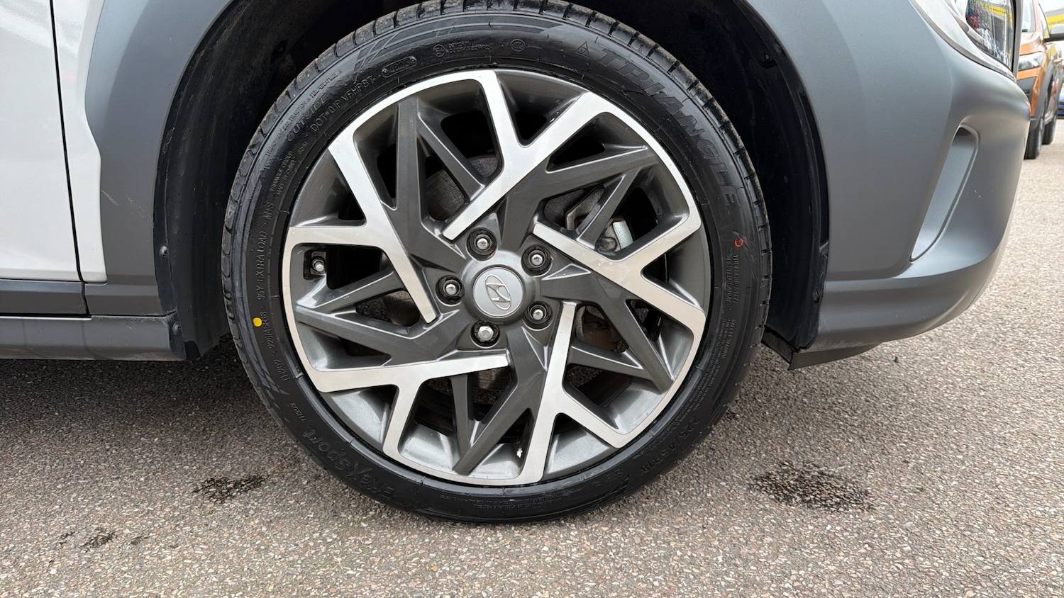 Used Hyundai KONA 2023 for sale - 77901421: Photo 51