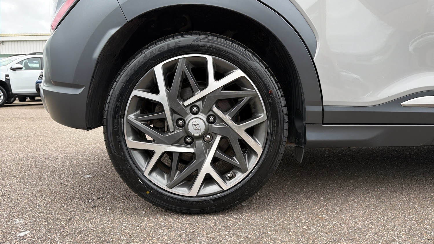 Used Hyundai KONA 2023 for sale - 77901421: Photo 7