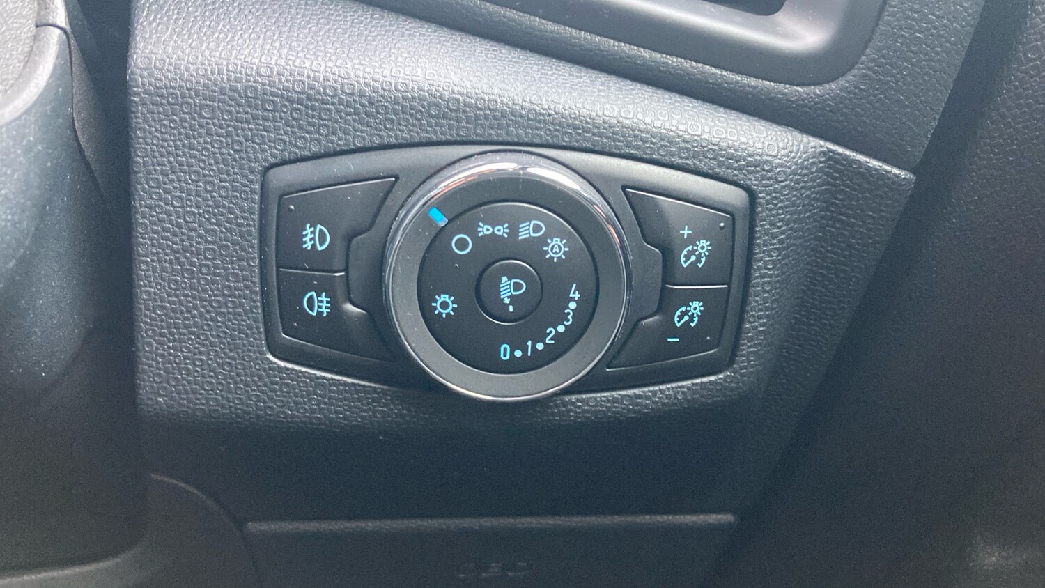 Used Ford Ecosport 2022 for sale - 76224872: Photo 31