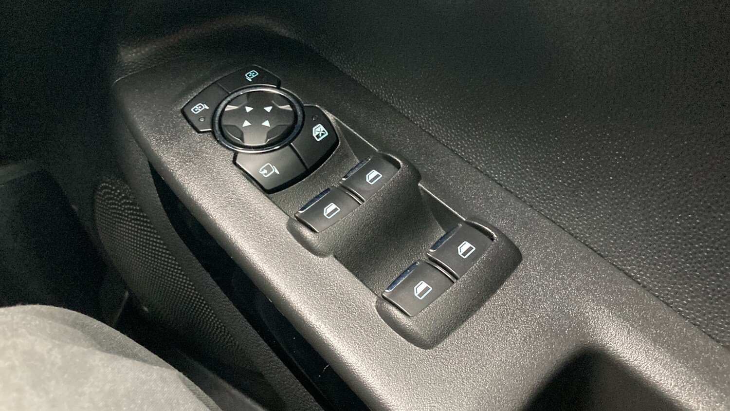 Used Ford Ecosport 2022 for sale - 76224872: Photo 32