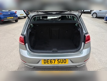 Used Volkswagen Golf 2017 for sale - 78164664: Photo