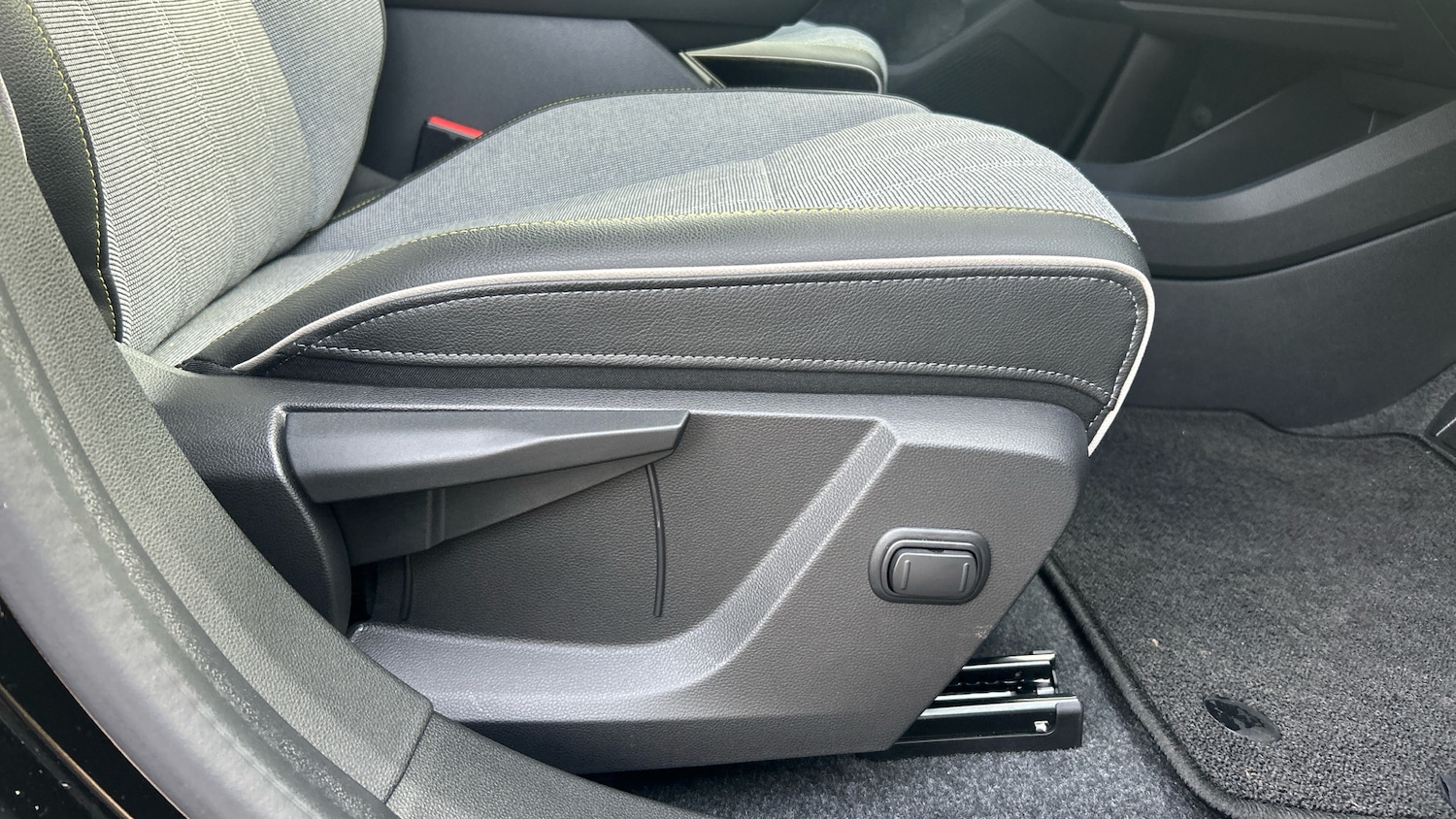 Used Renault Scenic E-Tech 2025 for sale - 77303412: Photo 33