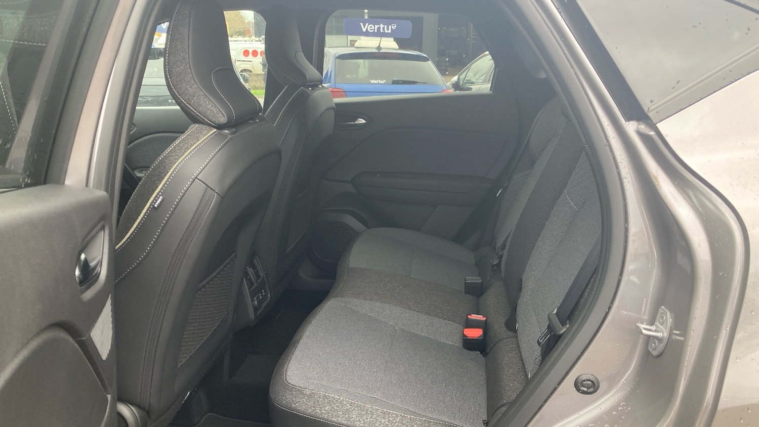 Used Renault Captur 2025 for sale - 77918429: Photo 16