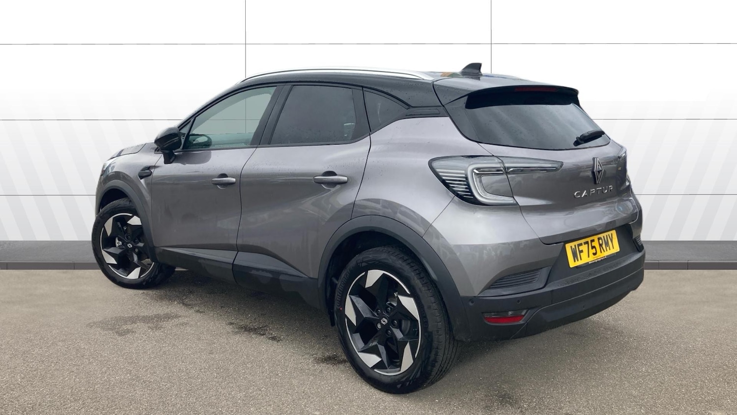 Used Renault Captur 2025 for sale - 77918429: Photo 2