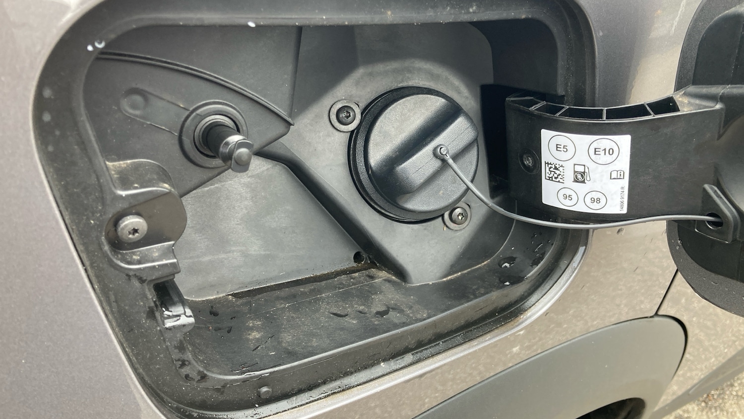 Used Renault Captur 2025 for sale - 77918429: Photo 35