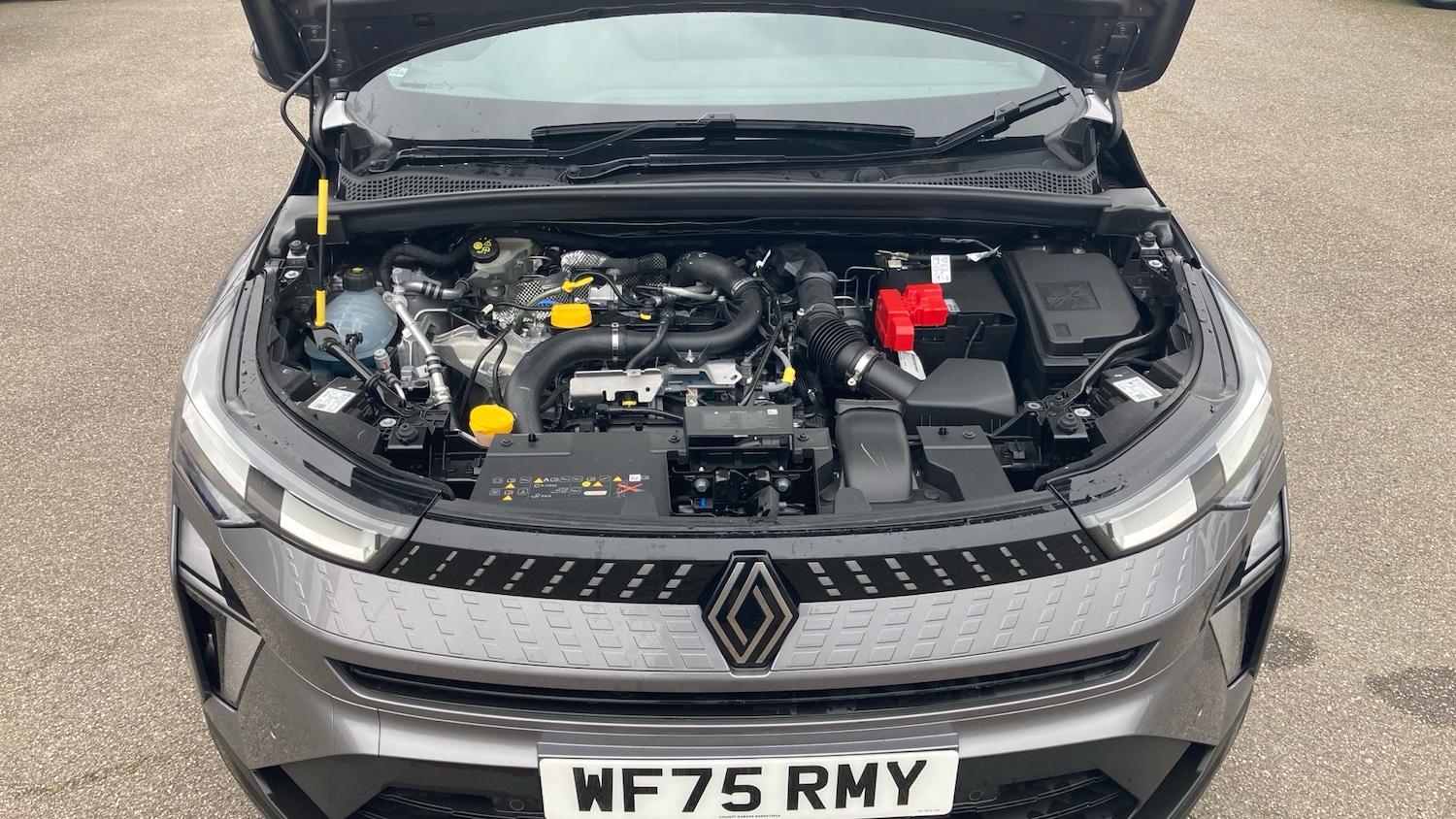 Used Renault Captur 2025 for sale - 77918429: Photo 8